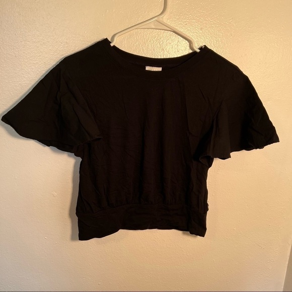 Abound Cropped T-Shirt Wide Flutter Sleeve Black - Picture 2 of 8